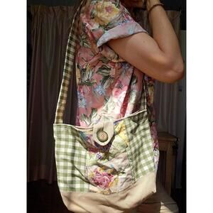 Handmade Patchwork Tote Bag – Vintage style Floral and Gingham Canvas Purse new